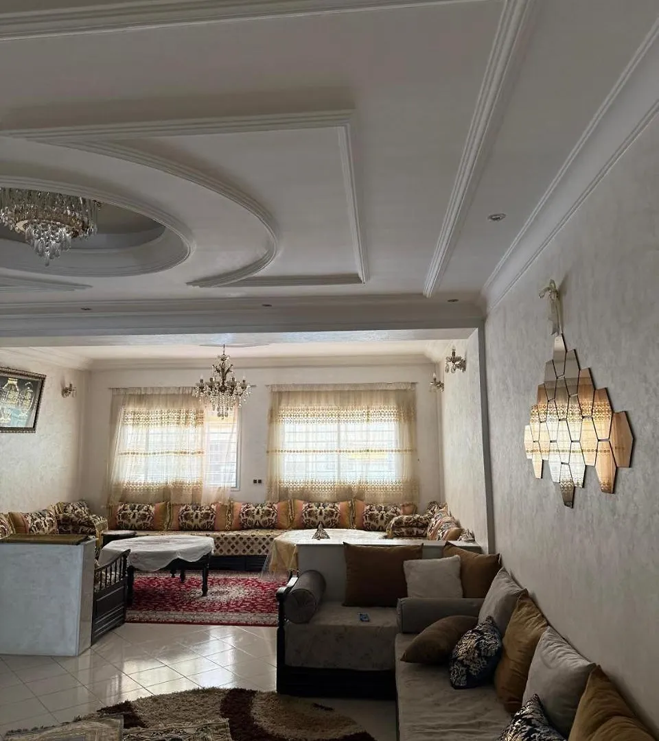Appartement Central Familial Avec Grande Terrasse Casablanca 0*,