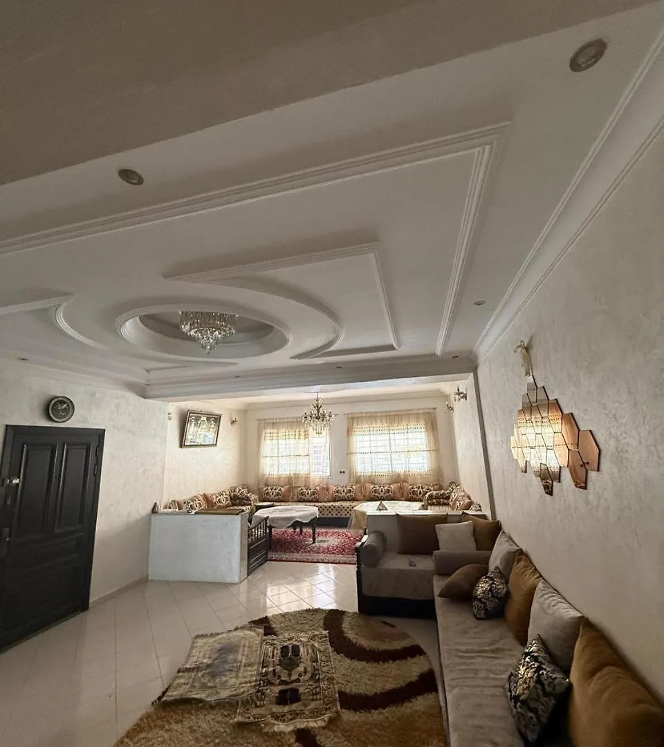 דירה קזבלנקה Appartement Central Familial Avec Grande Terrasse מרוקו