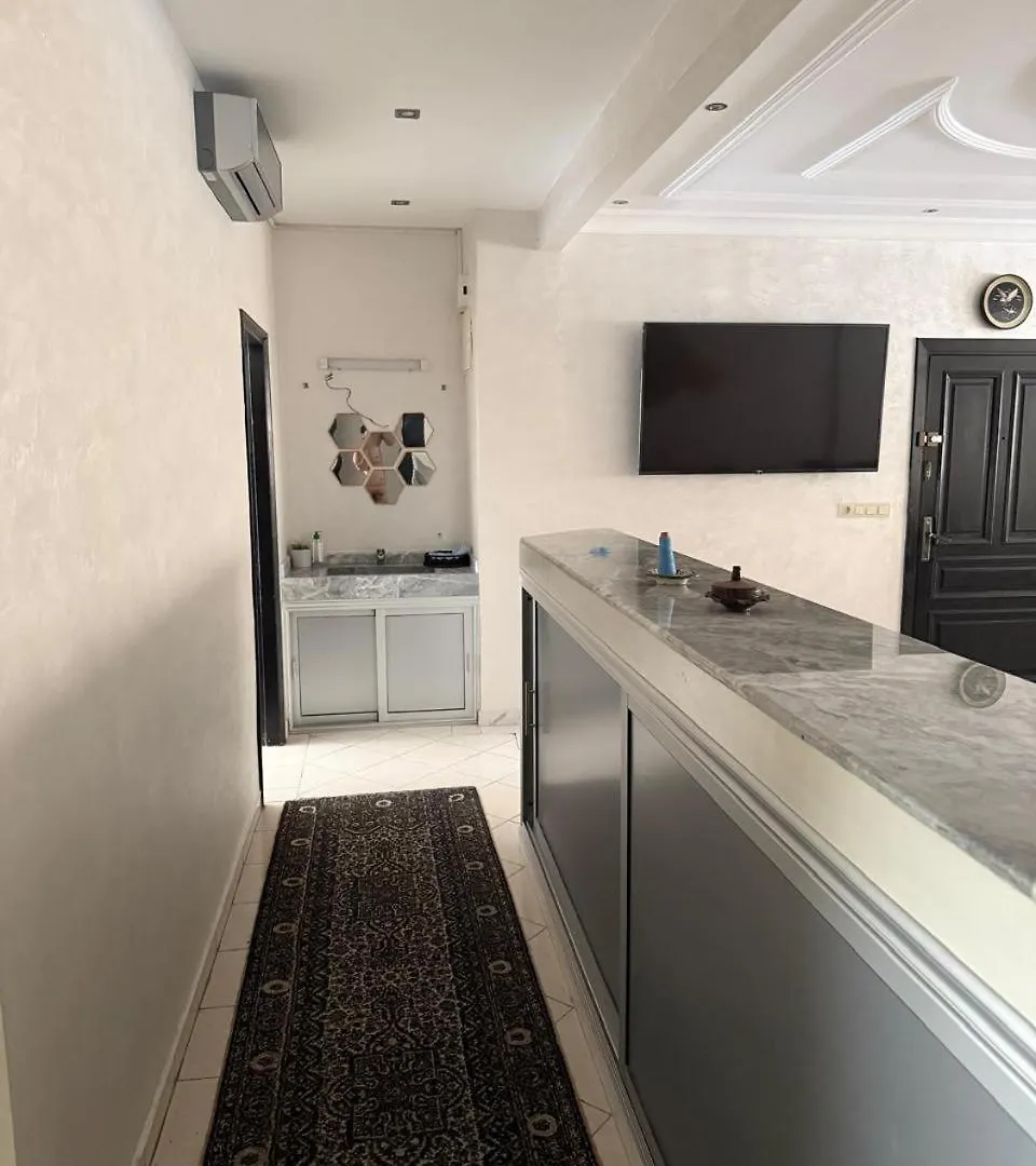 קזבלנקה Appartement Central Familial Avec Grande Terrasse דירה